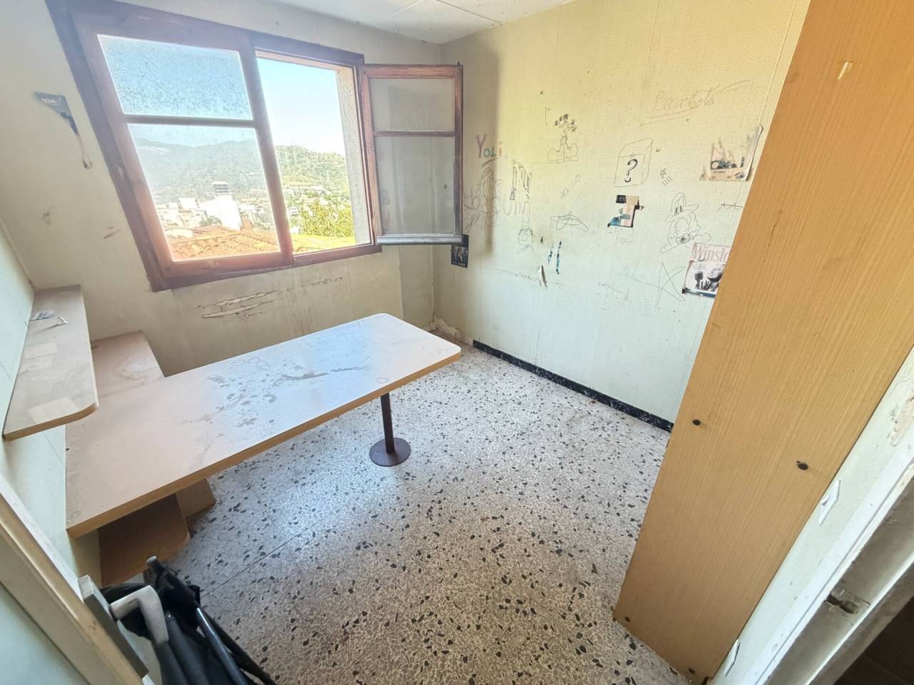 locales-comerciales en barcelona-capital · torre-baro 110000.00€