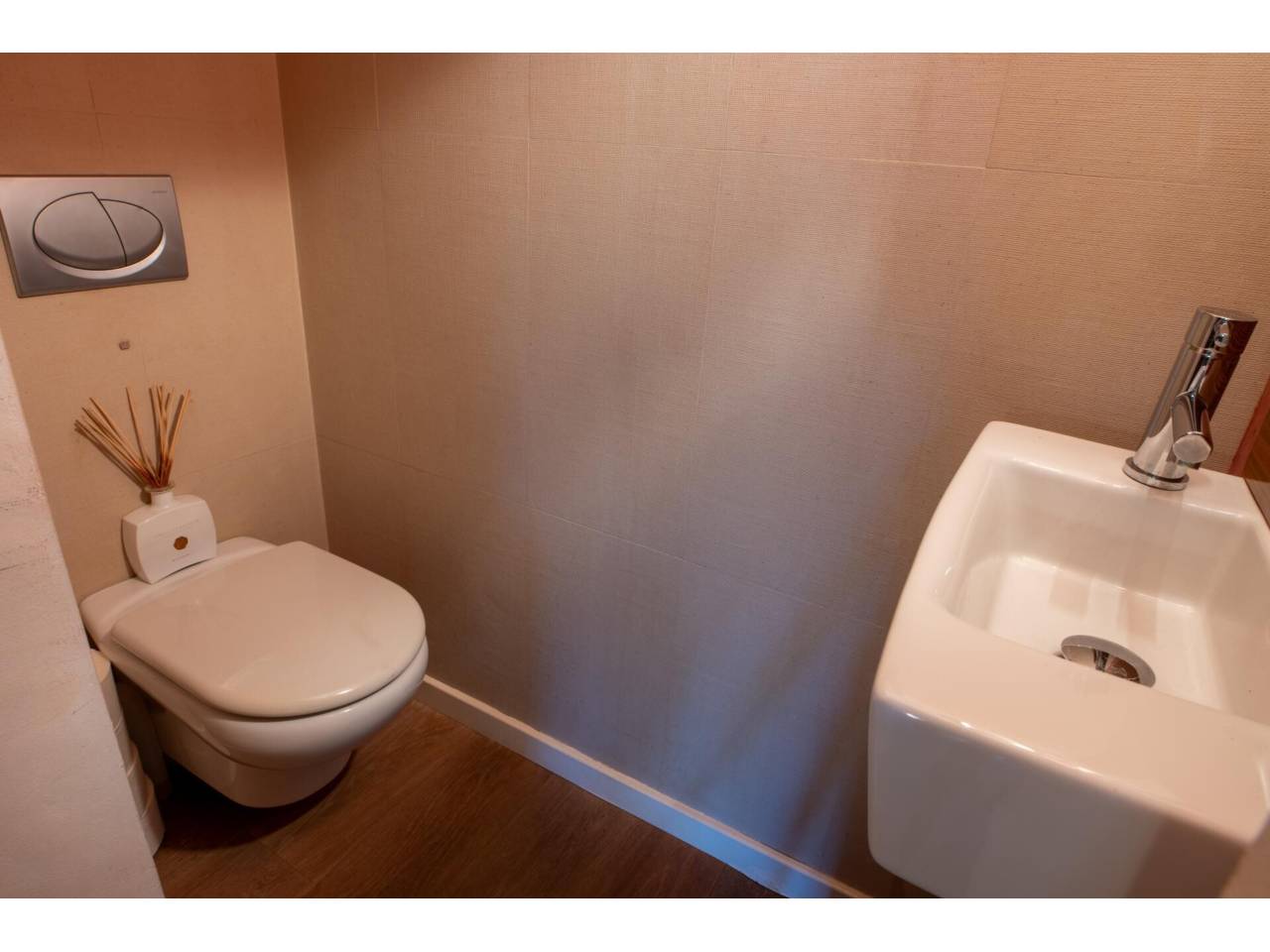 pisos en barcelona-capital · sant-pere-santa-caterina-la-ribera 650000.00€