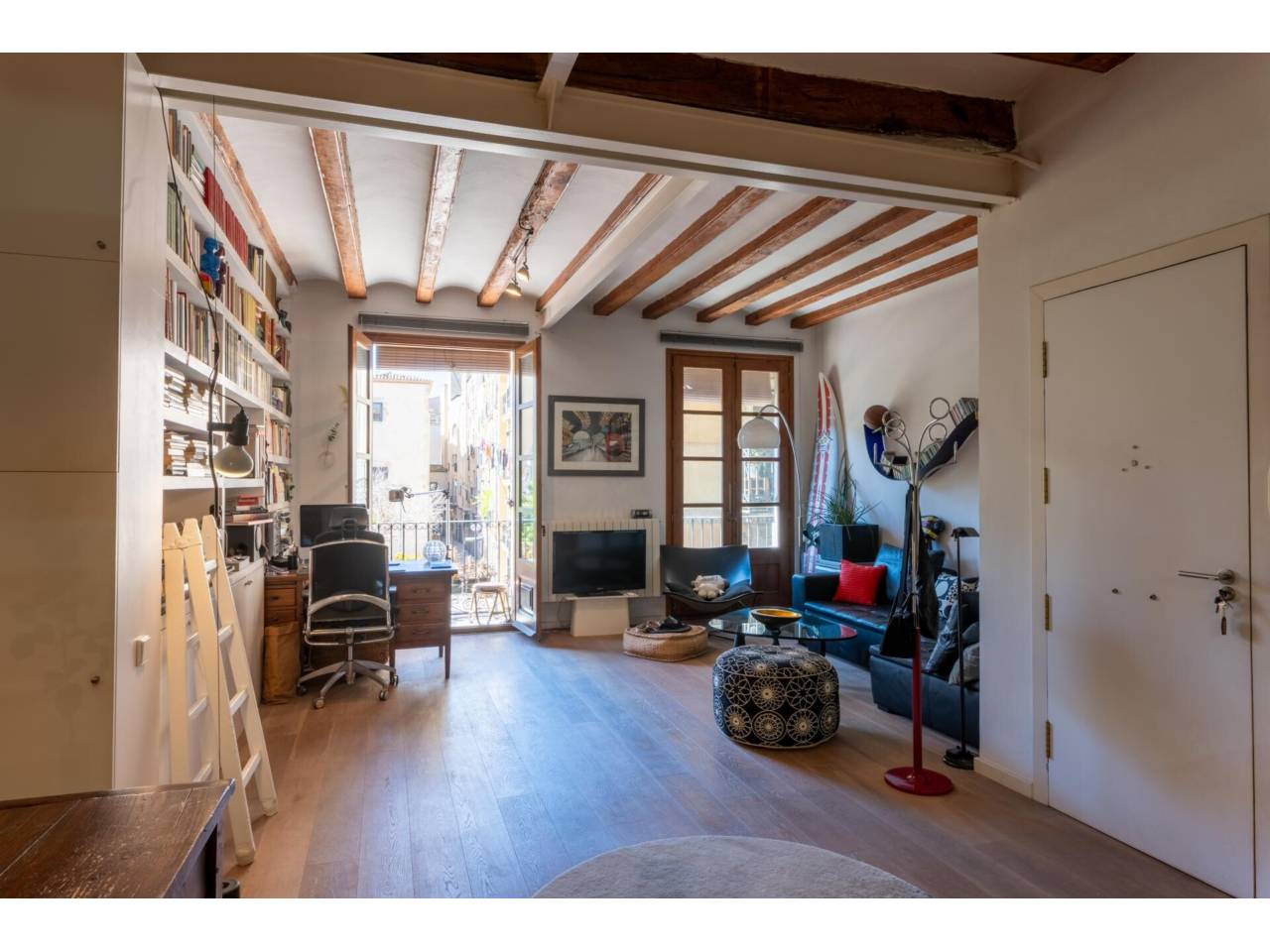 pisos en barcelona-capital · sant-pere-santa-caterina-la-ribera 650000.00€