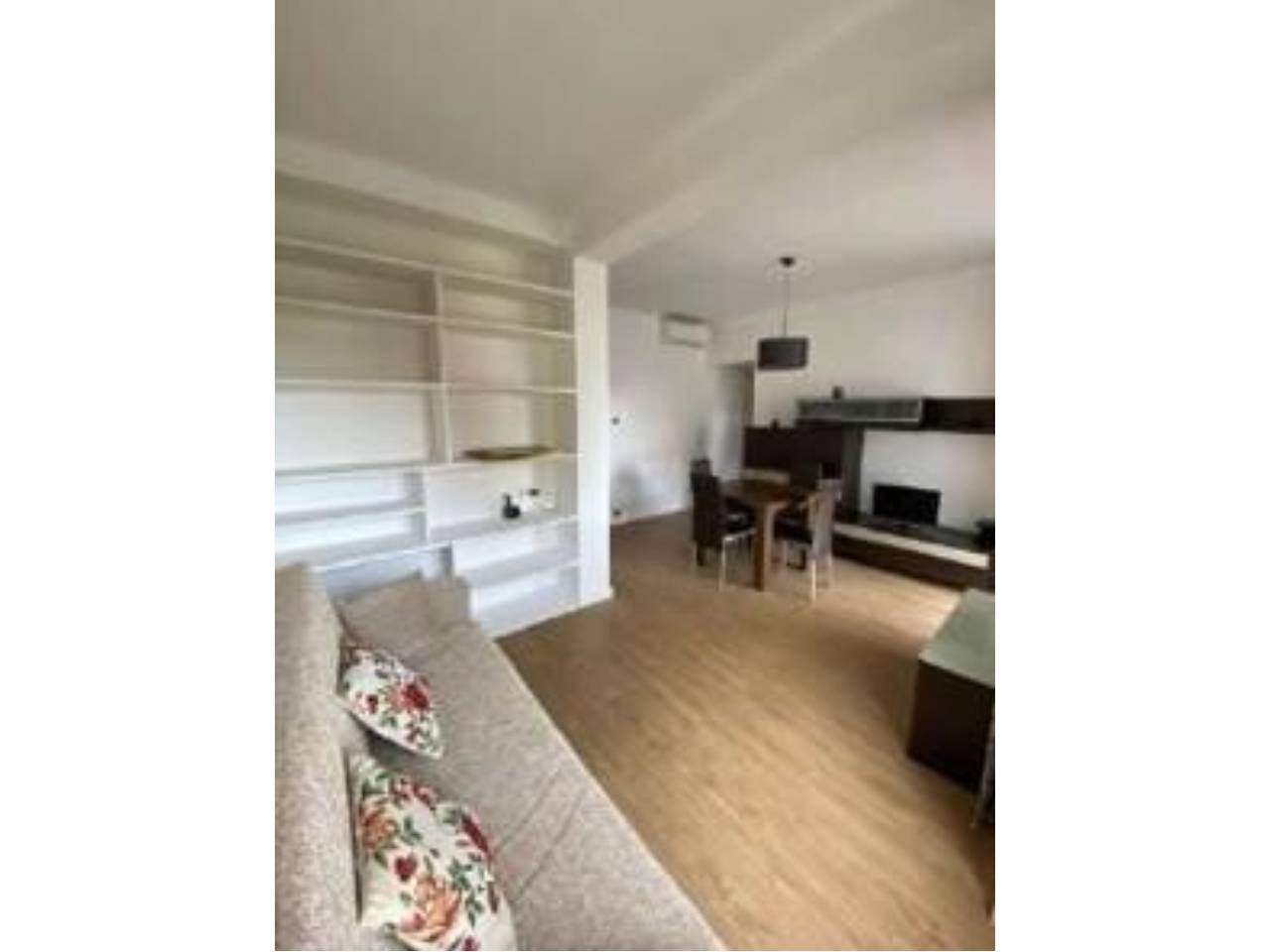 pisos en barcelona-capital · la-verneda-la-pau 275000.00€