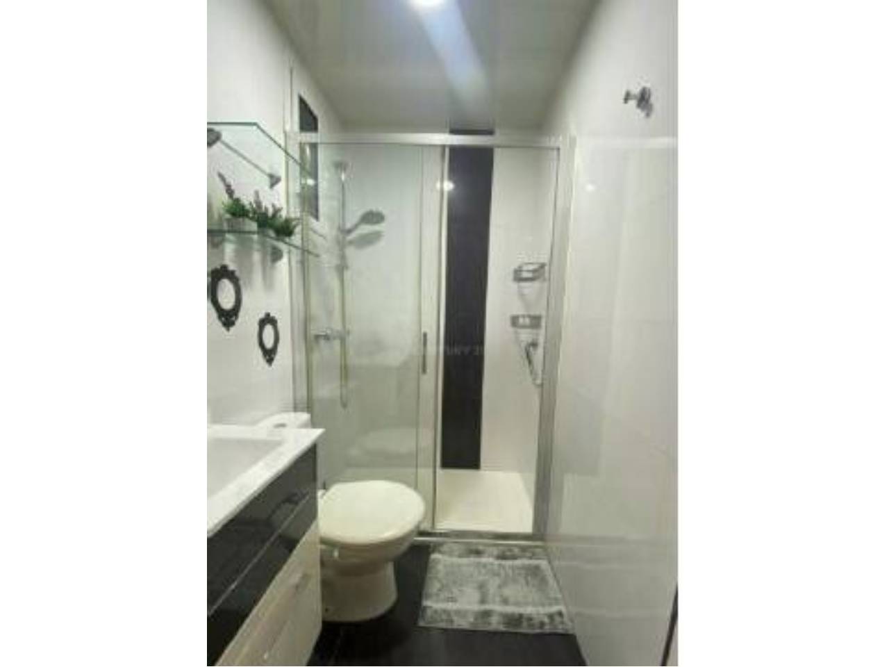 pisos en barcelona-capital · la-verneda-la-pau 275000.00€