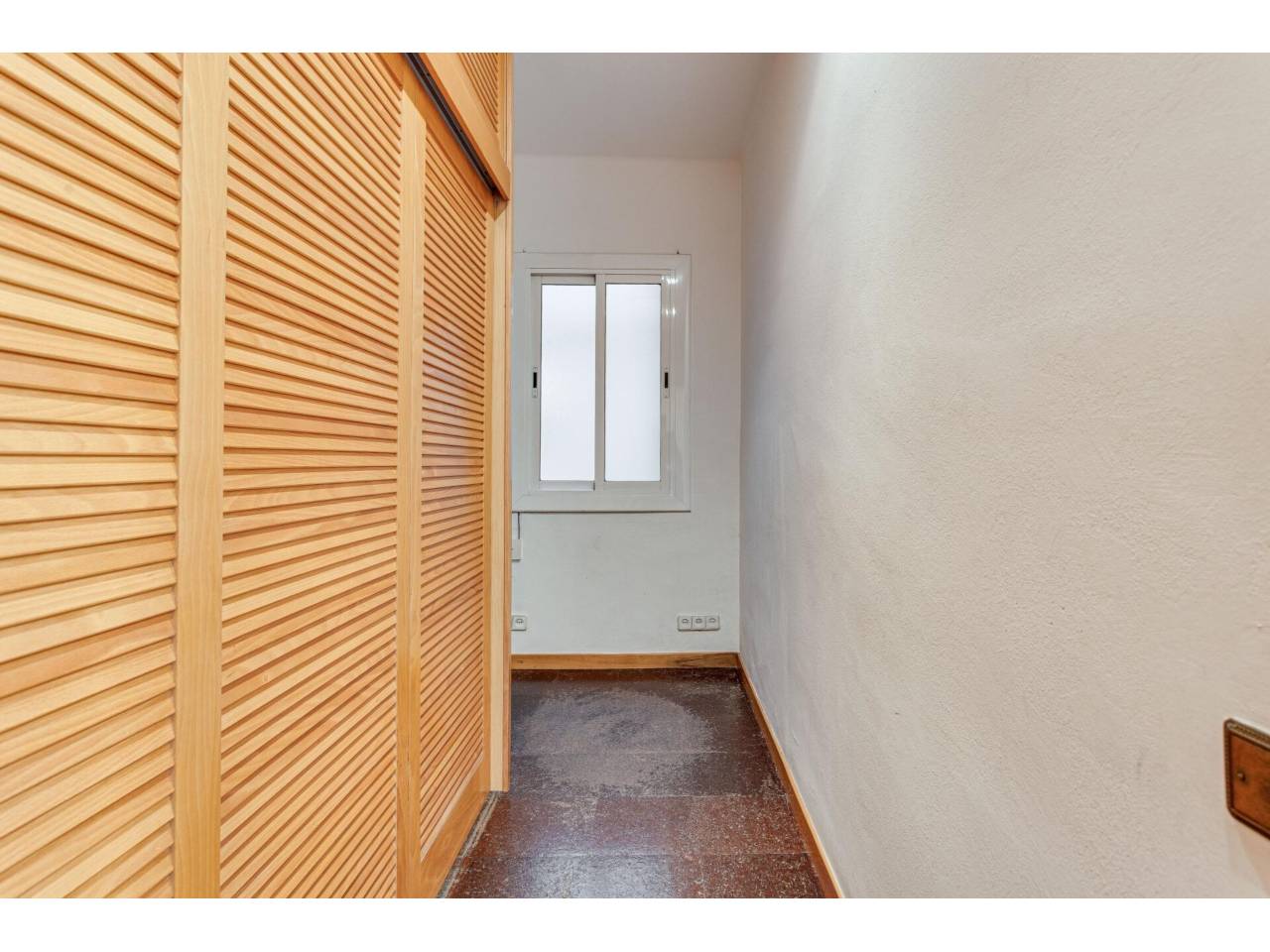 pisos en barcelona-capital · la-sagrada-familia 375000.00€