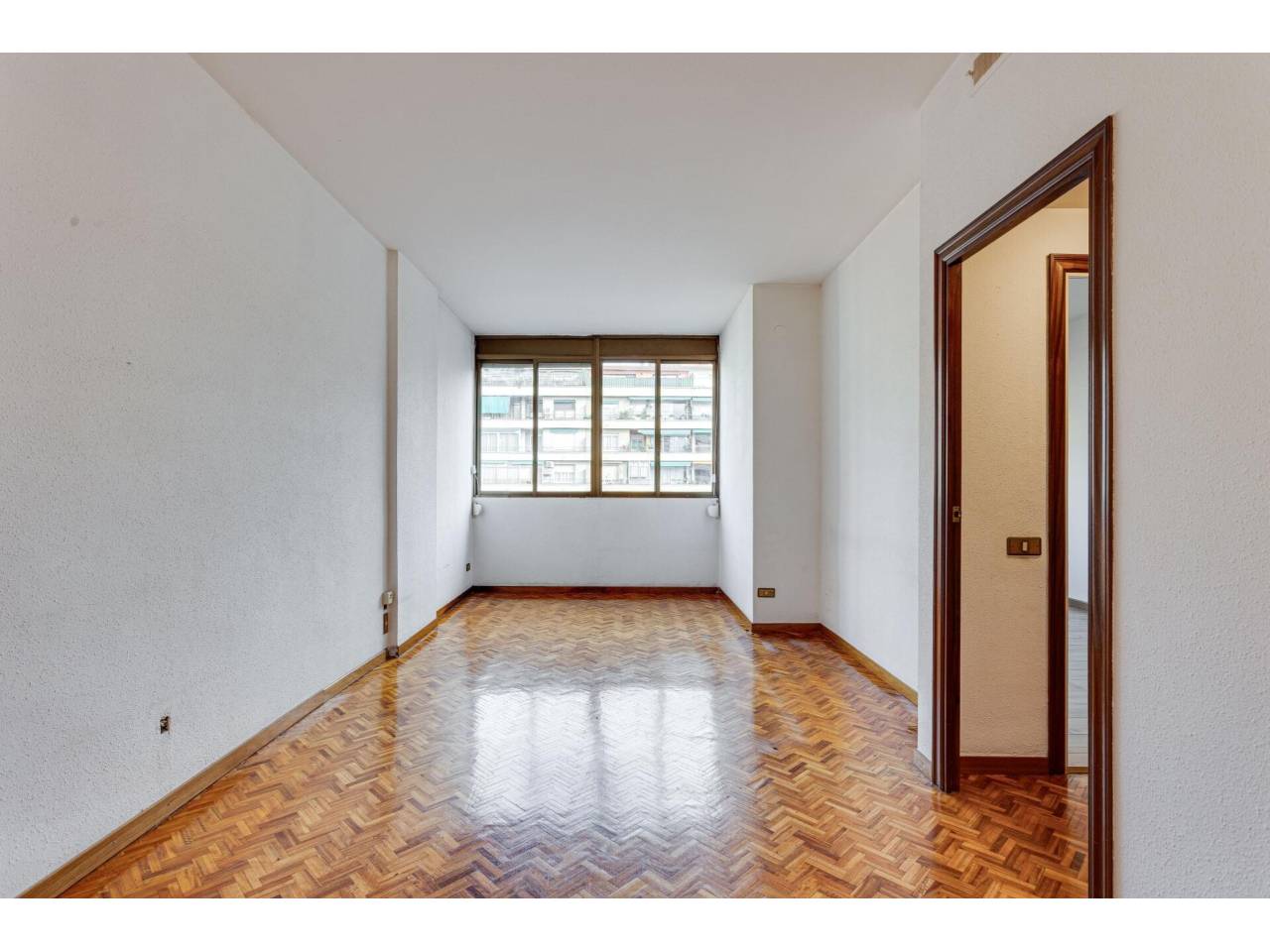 pisos en barcelona-capital · la-sagrada-familia 375000.00€