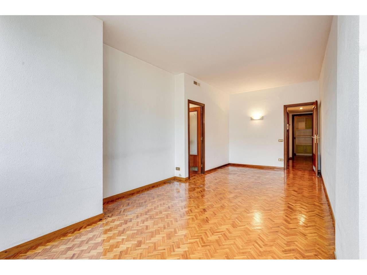 pisos en barcelona-capital · la-sagrada-familia 375000.00€