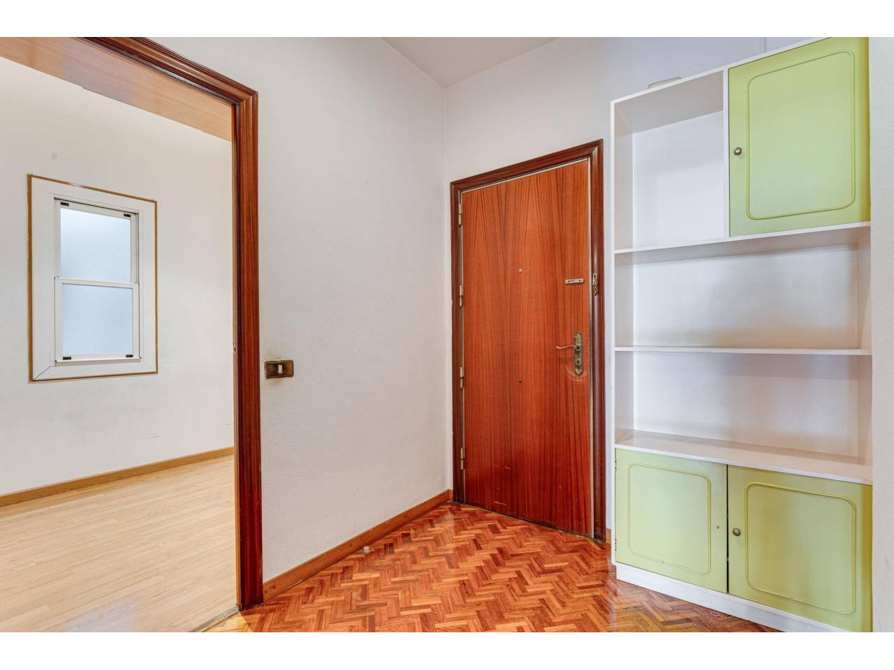 pisos en barcelona-capital · la-sagrada-familia 375000.00€