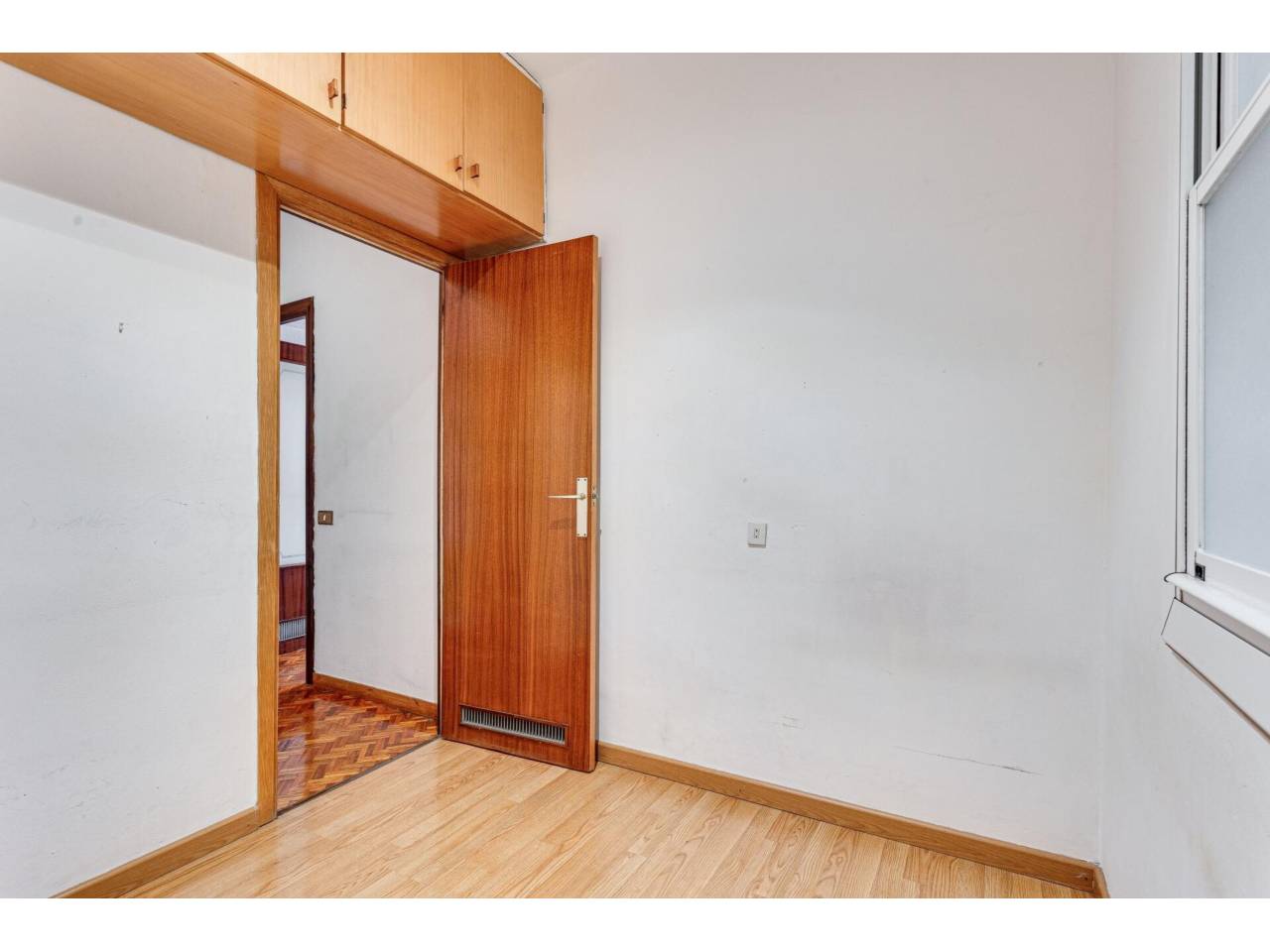 pisos en barcelona-capital · la-sagrada-familia 375000.00€