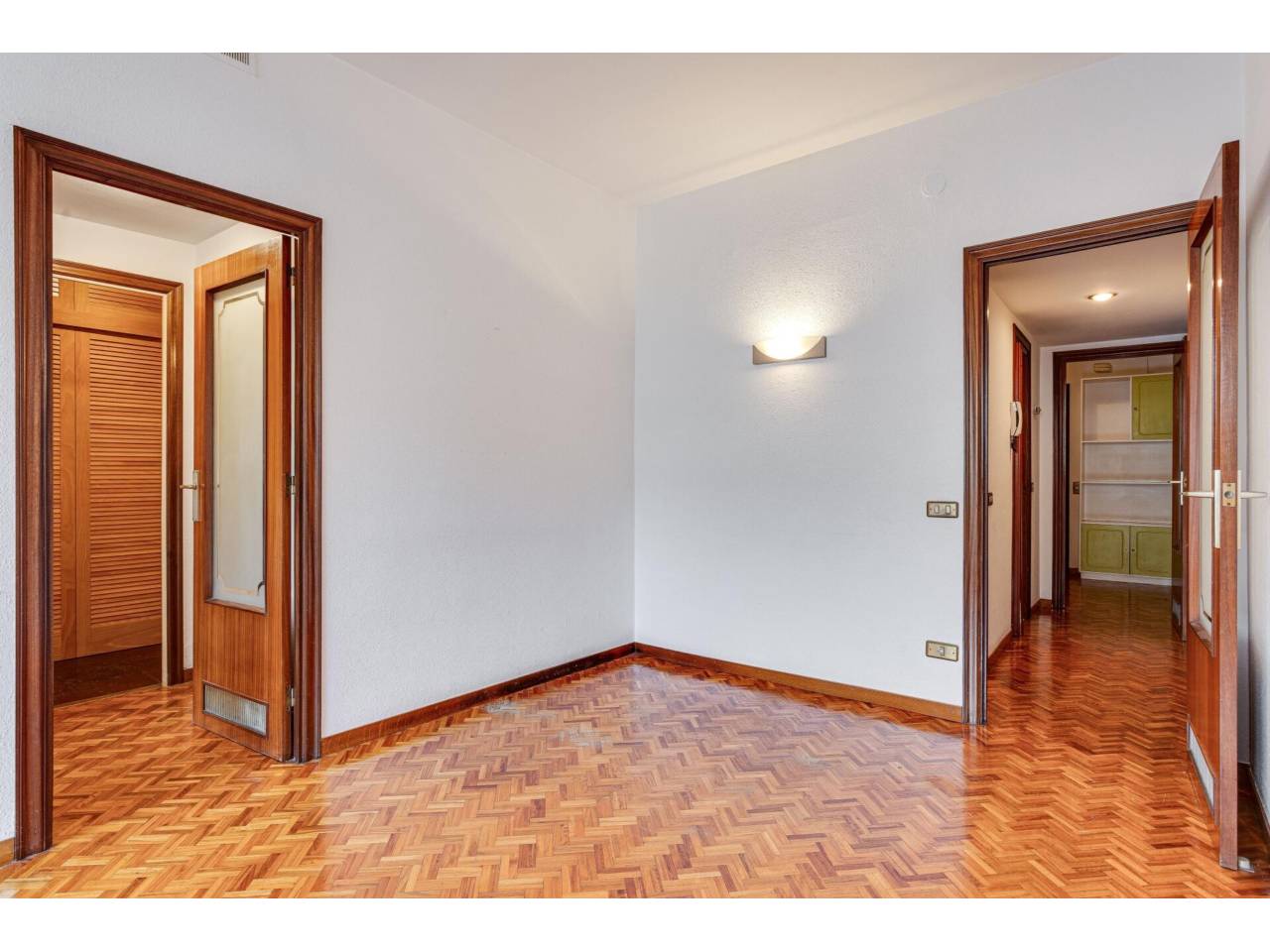 pisos en barcelona-capital · la-sagrada-familia 375000.00€