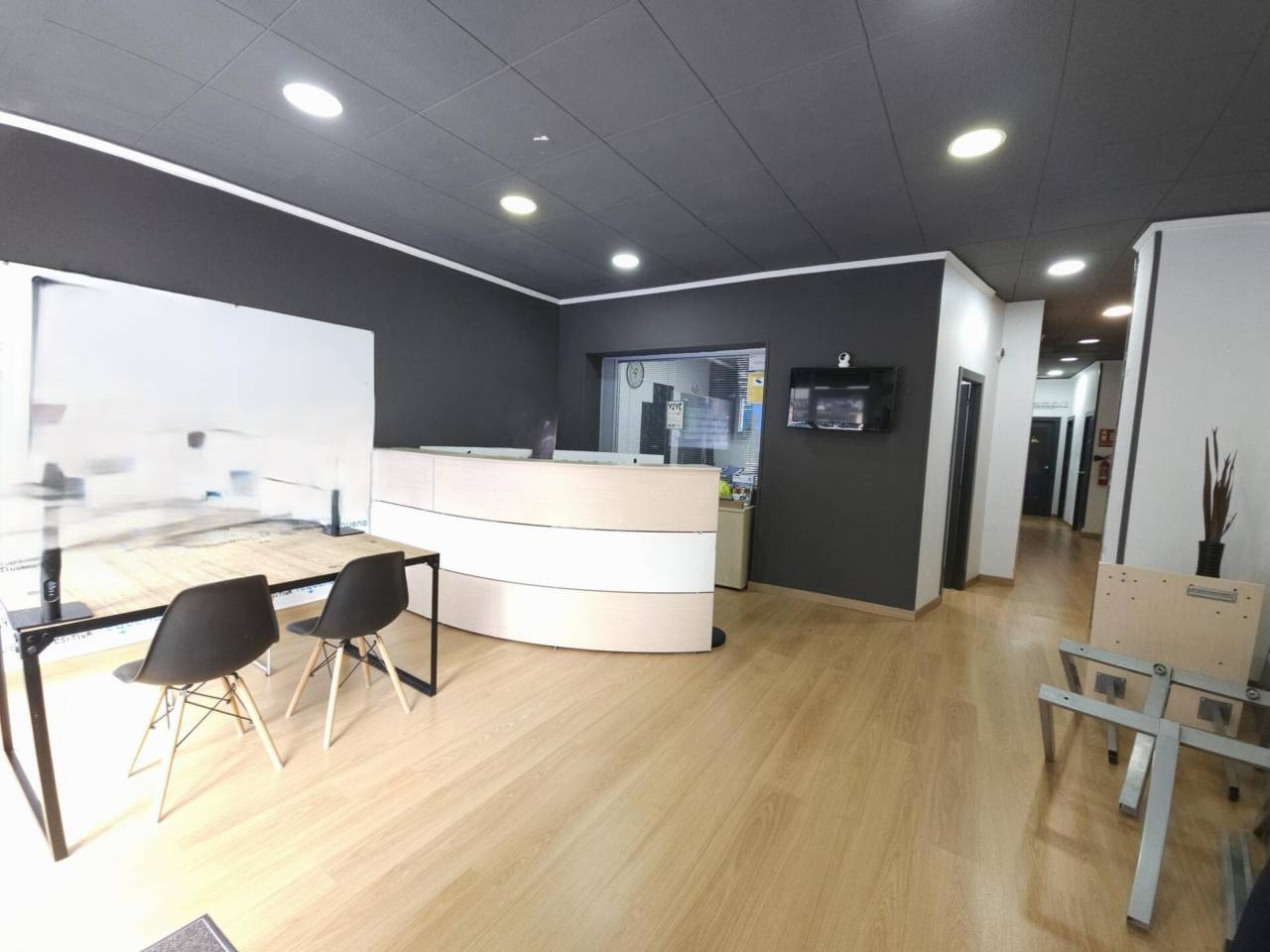 locales-comerciales en sant-joan-despi · sant-joan-despi 155000.00€