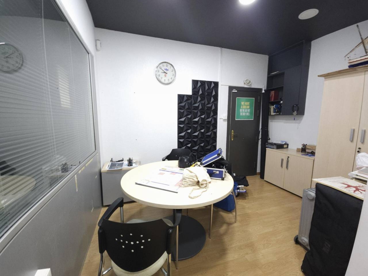 locales-comerciales en sant-joan-despi · sant-joan-despi 155000.00€