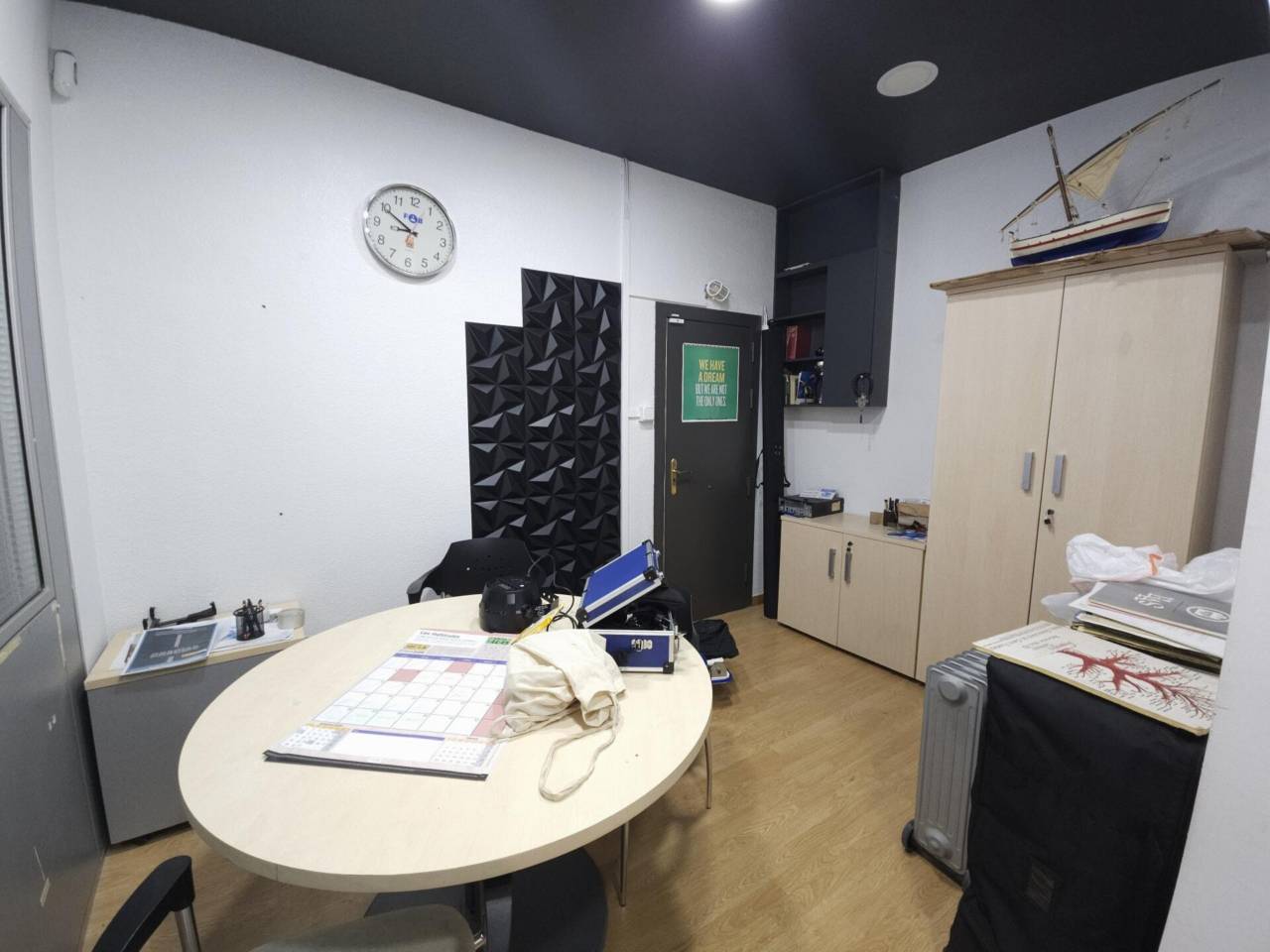 locales-comerciales en sant-joan-despi · sant-joan-despi 155000.00€