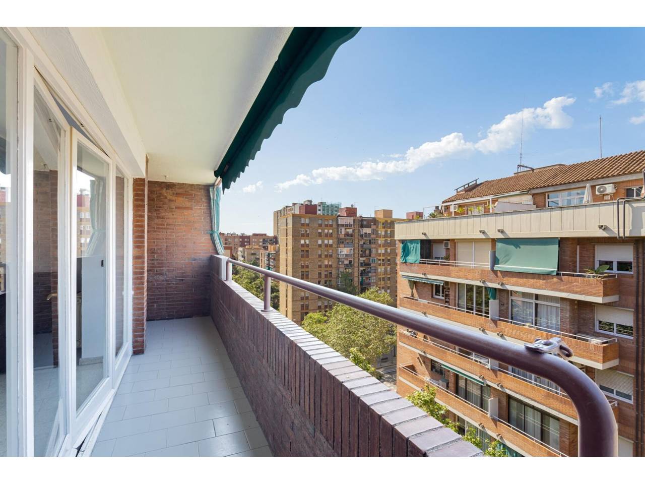 pisos en barcelona-capital · sant-marti-de-provencals 425000.00€