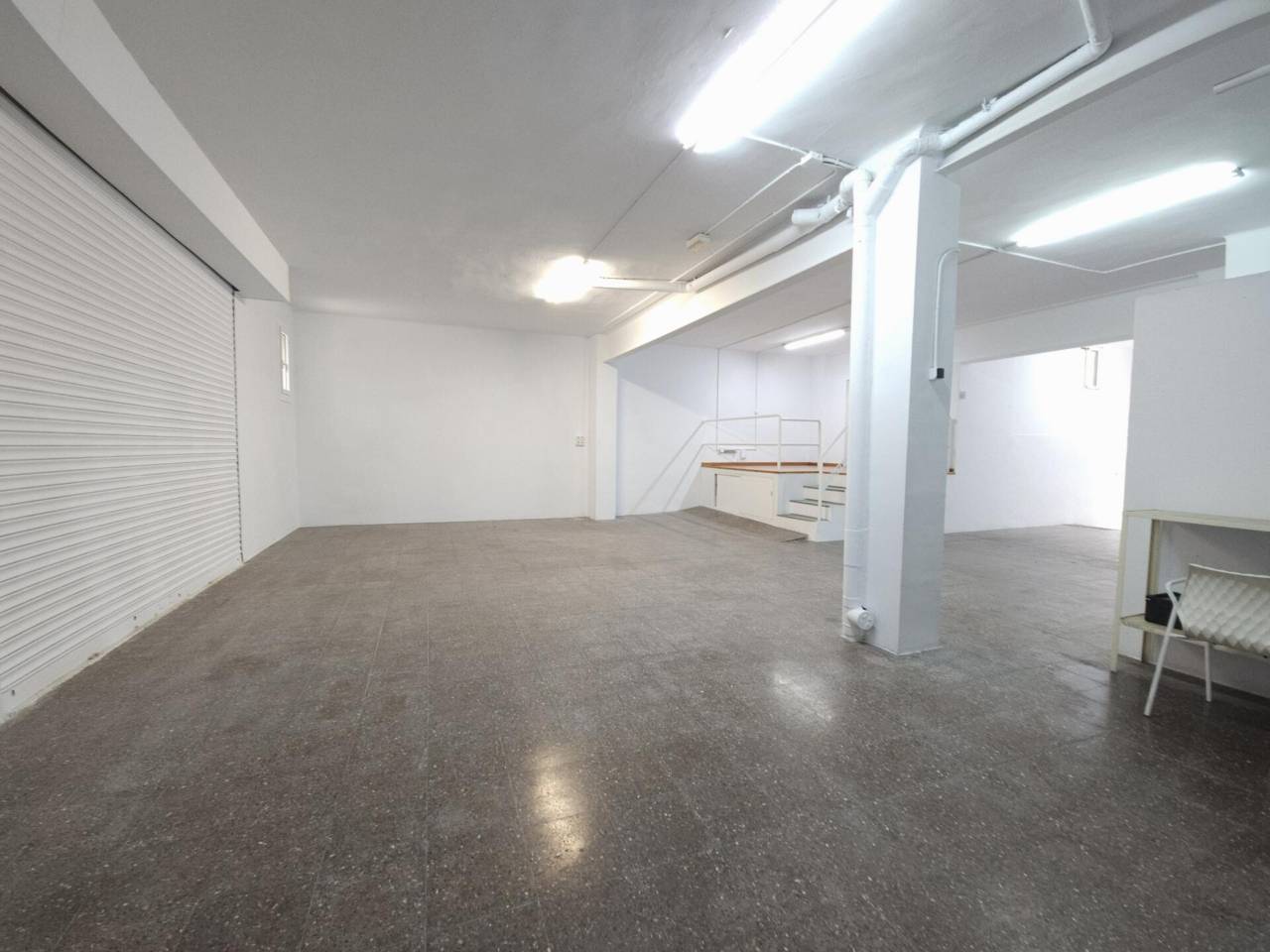 locales-comerciales en sant-joan-despi · sant-joan-despi 160000.00€