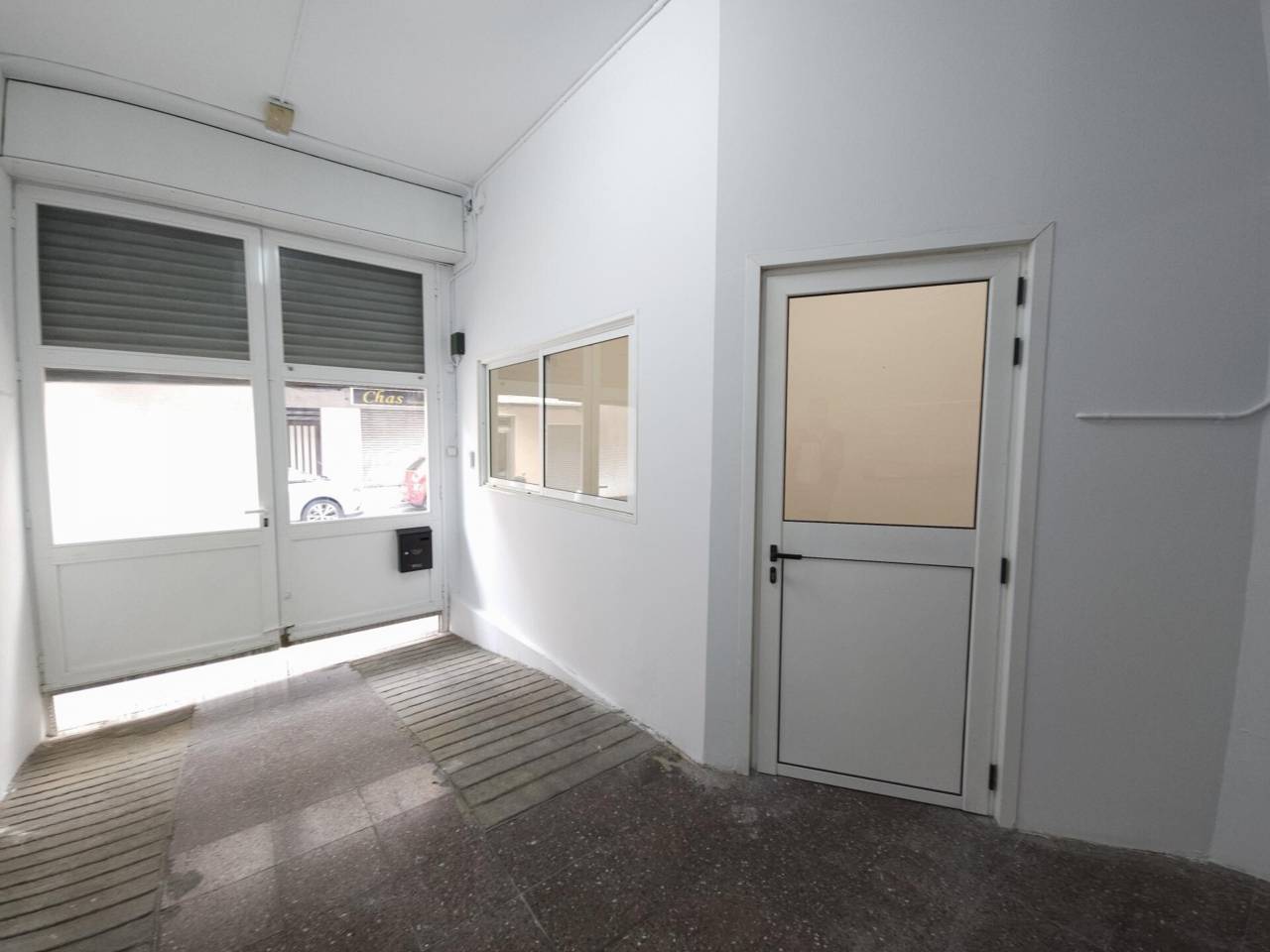 locales-comerciales en sant-joan-despi · sant-joan-despi 160000.00€