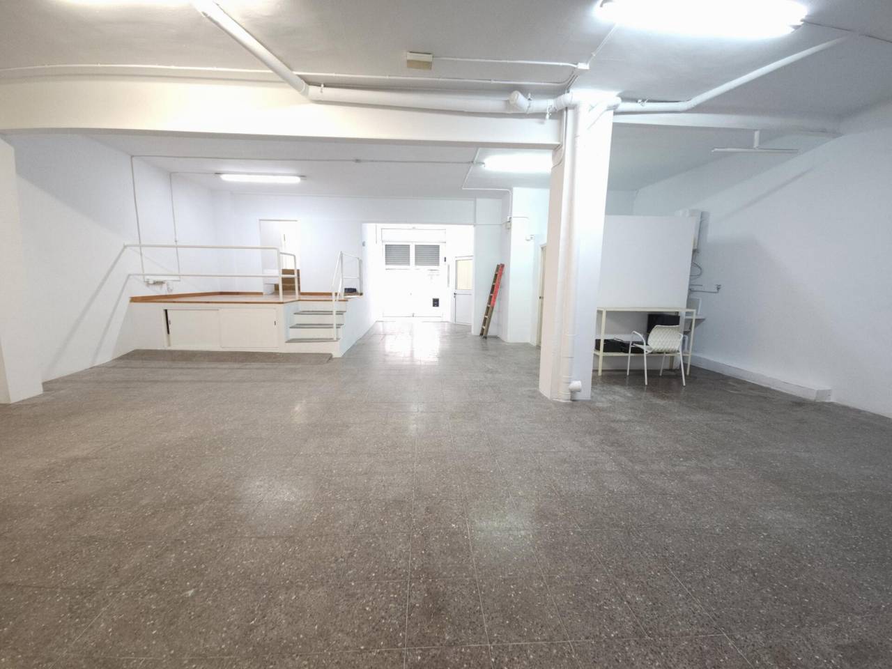 locales-comerciales en sant-joan-despi · sant-joan-despi 160000.00€