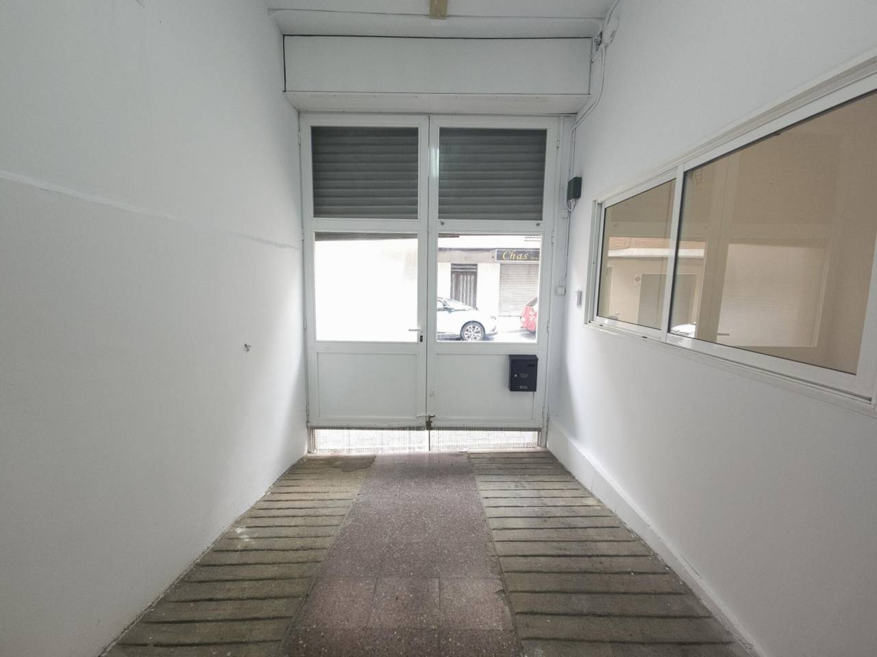 locales-comerciales en sant-joan-despi · sant-joan-despi 160000.00€