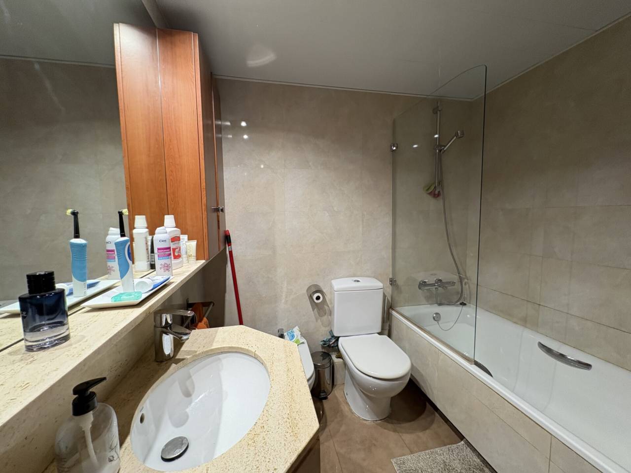 pisos en barcelona-capital · les-corts 395000.00€