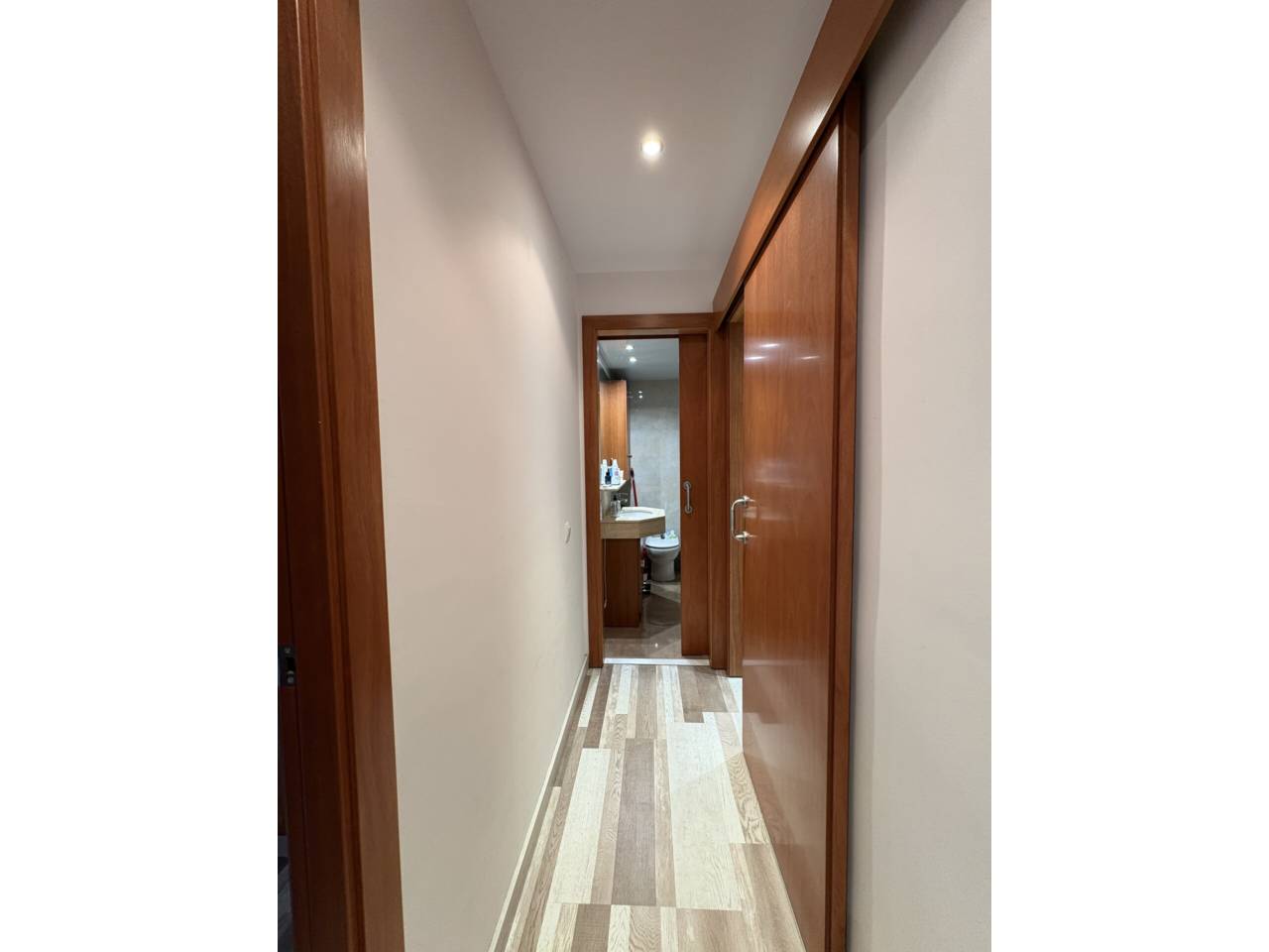 pisos en barcelona-capital · les-corts 395000.00€