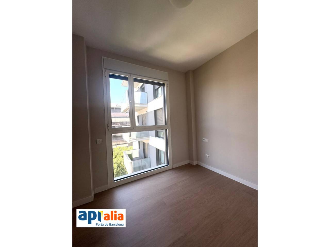 pisos en sant-feliu-de-llobregat · sant-feliu-de-llobregat 640000.00€