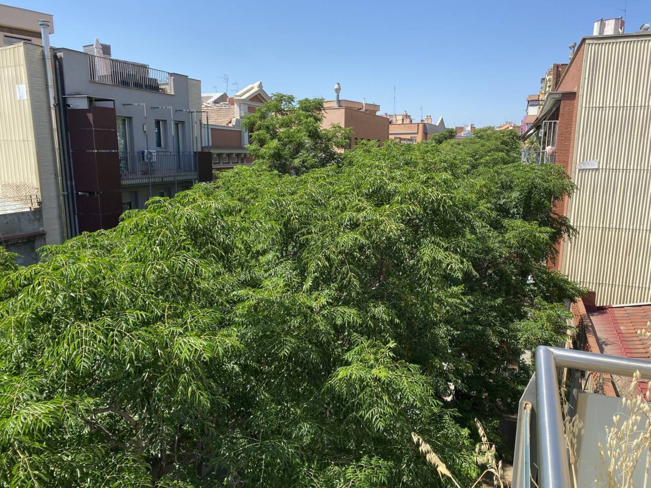 pisos en barcelona-capital · la-sagrera 425000.00€