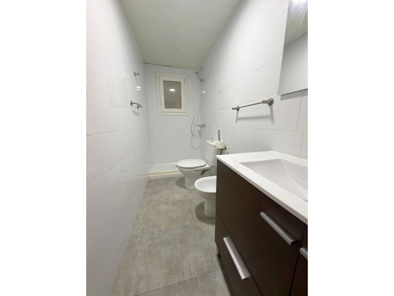 pisos en l'hospitalet-de-llobregat · santa-eulalia 366940.00€
