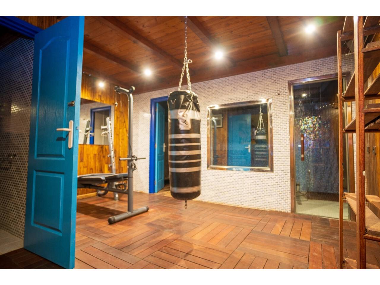 chalet-adosado en argelaguer · argelaguer 690000.00€