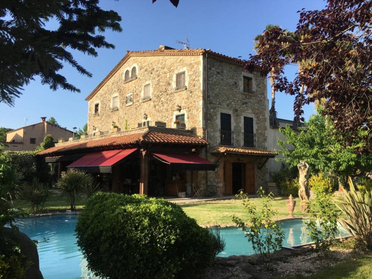 chalet-adosado en argelaguer · argelaguer 690000.00€