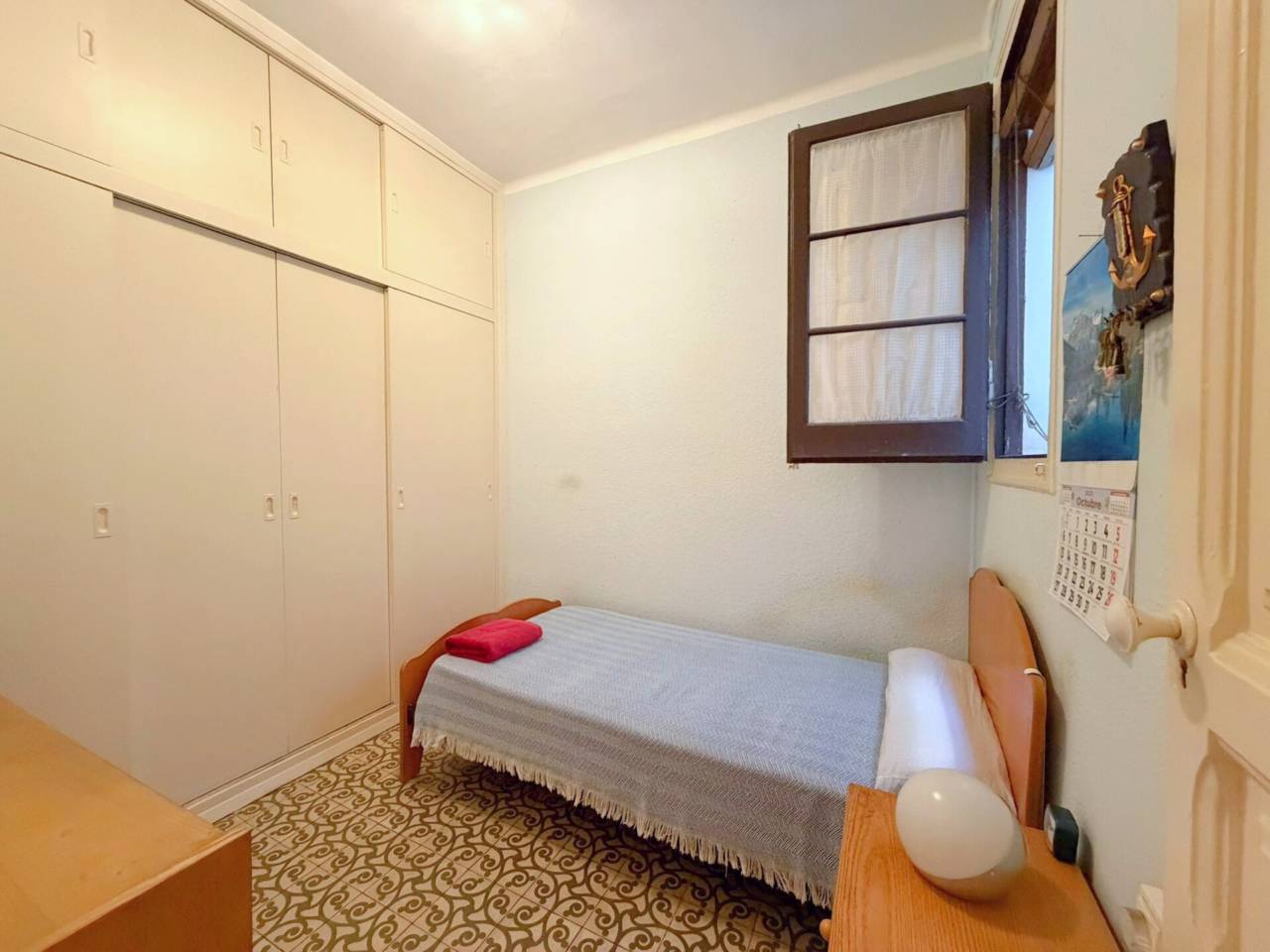 pisos en barcelona-capital · el-raval 368000.00€
