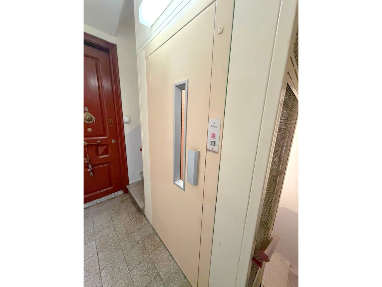 pisos en barcelona-capital · el-raval 368000.00€