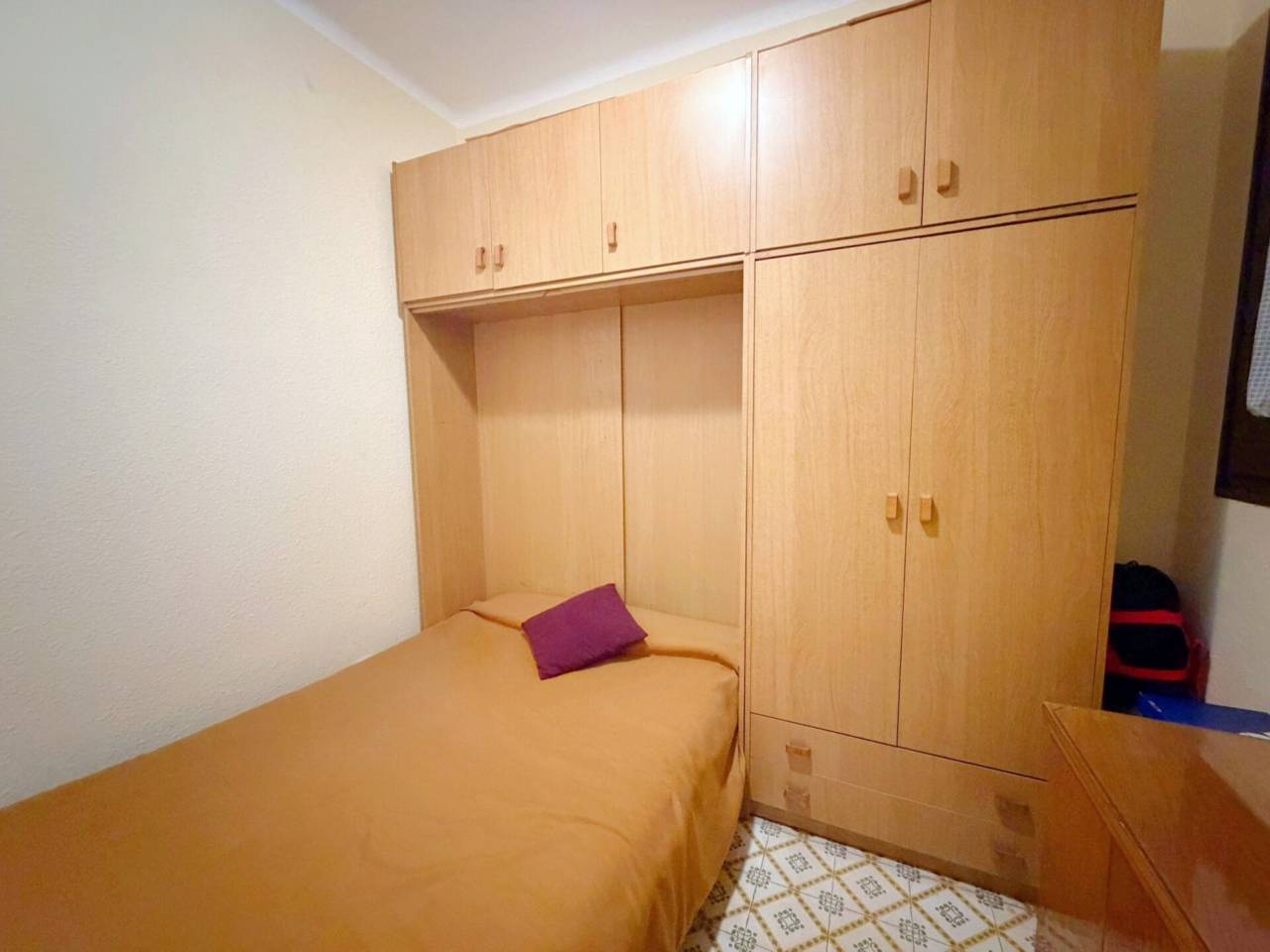 pisos en barcelona-capital · el-raval 368000.00€