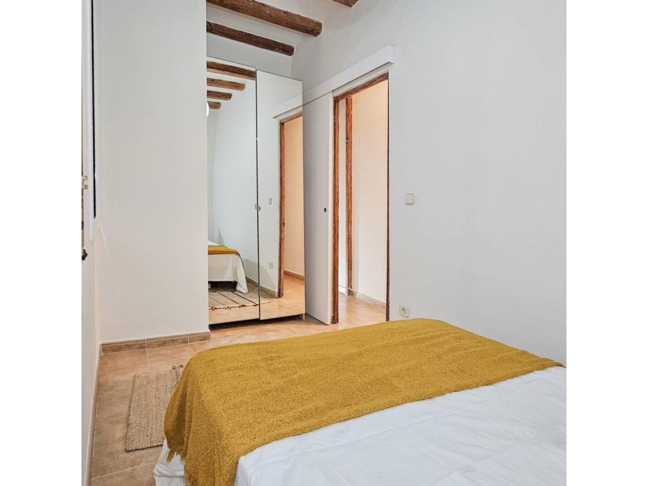 pisos en barcelona-capital · el-raval 295000.00€