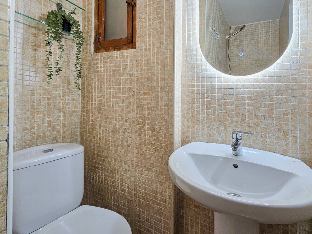 pisos en barcelona-capital · el-raval 295000.00€