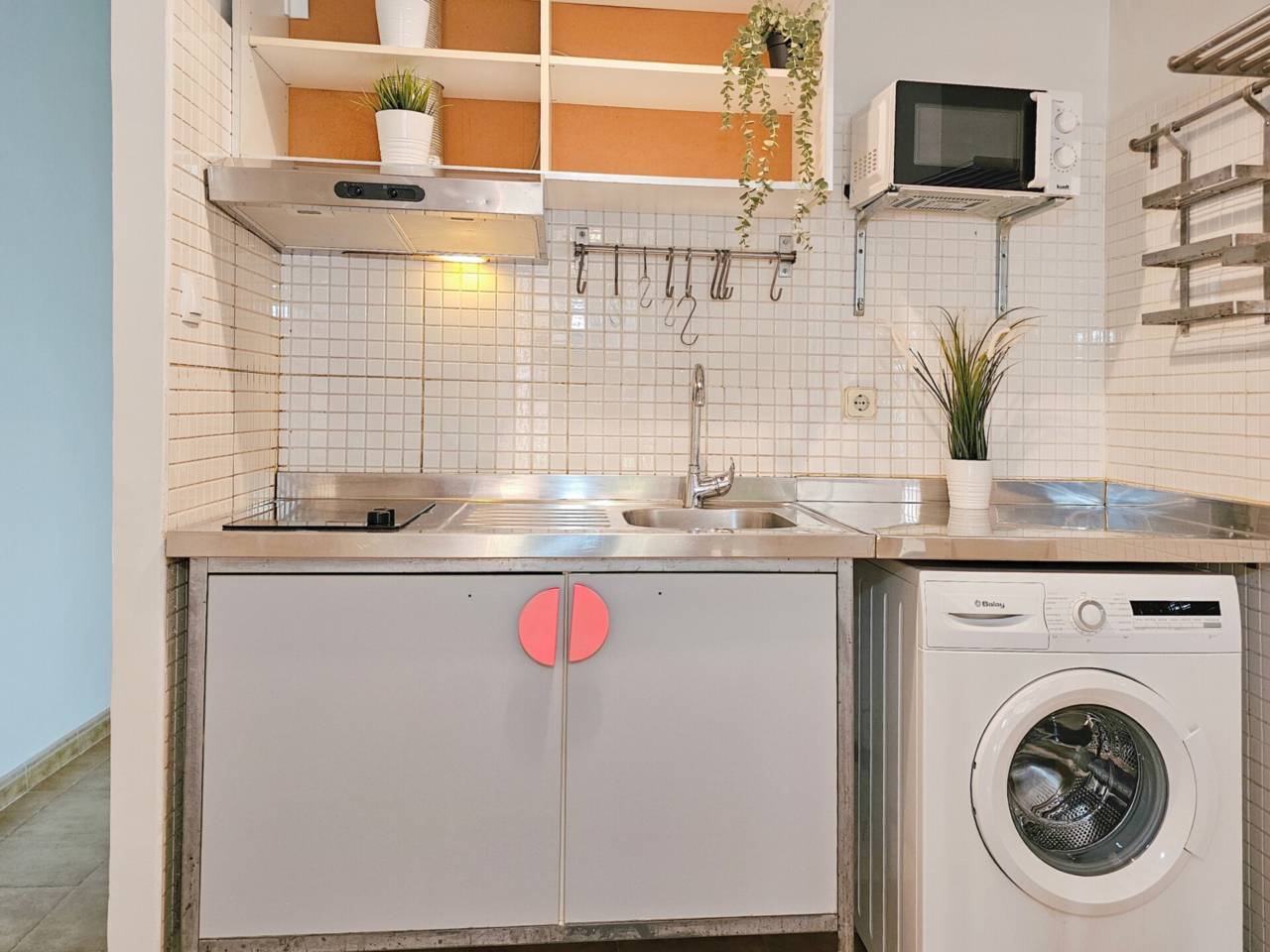 pisos en barcelona-capital · el-raval 295000.00€