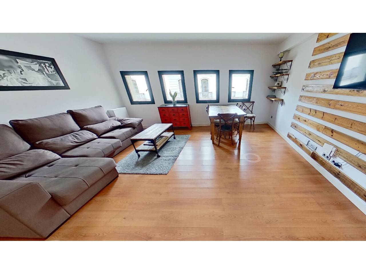 pisos en barcelona-capital · el-barri-gotic 649000.00€