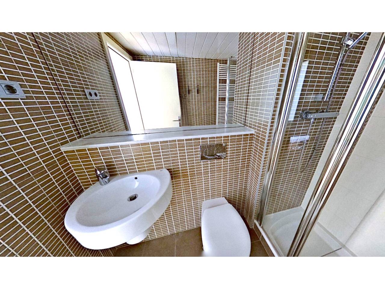 pisos en barcelona-capital · el-barri-gotic 649000.00€