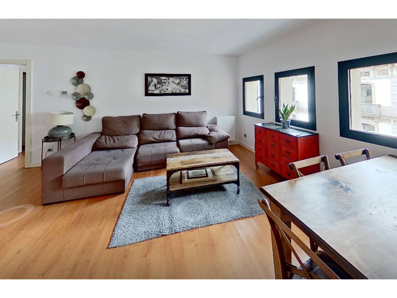 pisos en barcelona-capital · el-barri-gotic 649000.00€