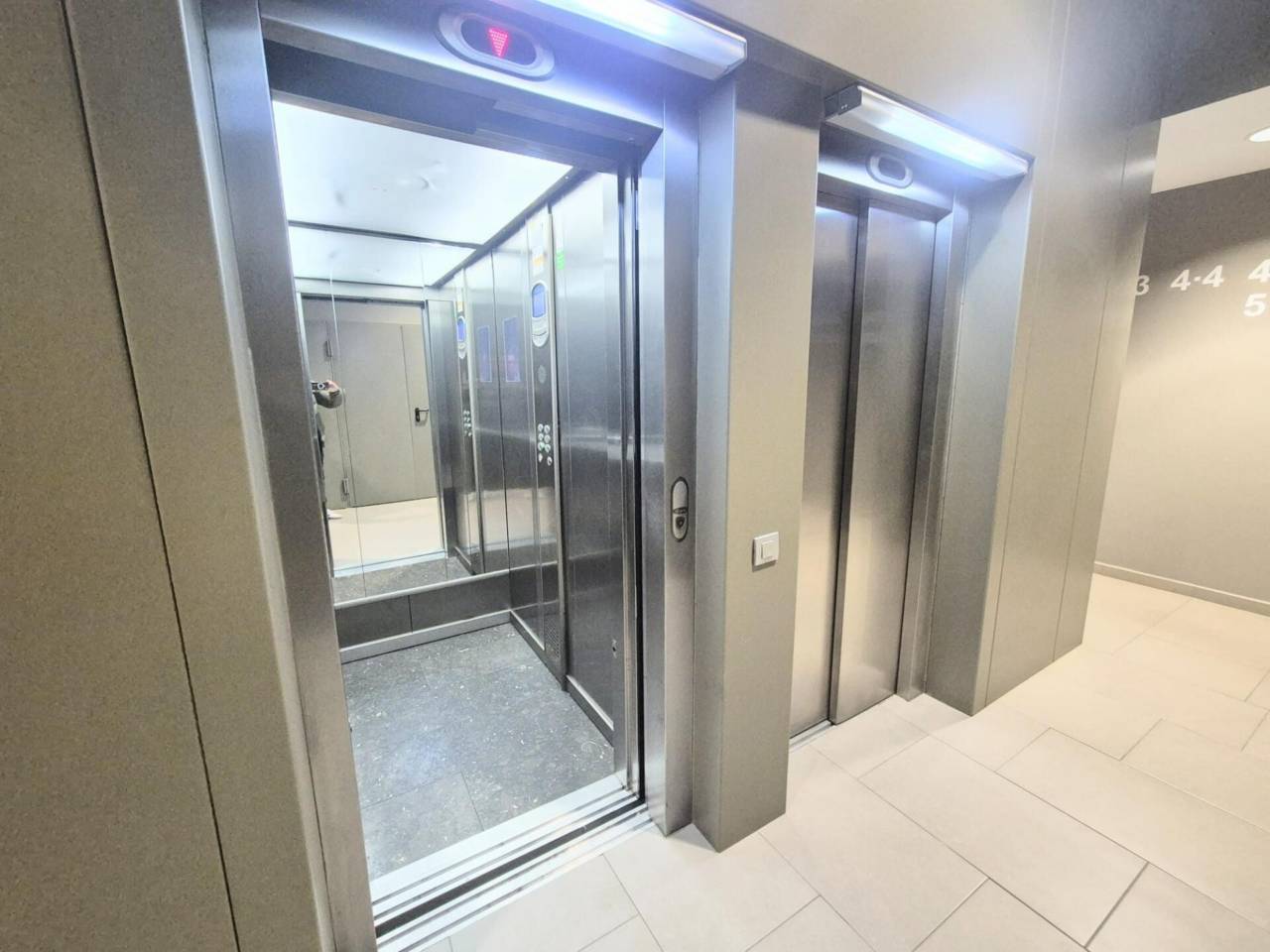 pisos en barcelona-capital · el-barri-gotic 649000.00€