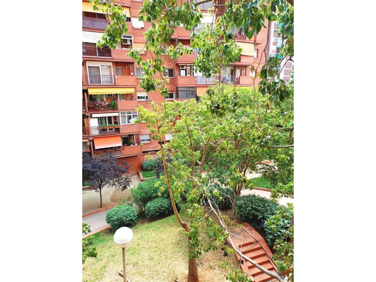 pisos en barcelona-capital · la-vall-d'hebron 390000.00€