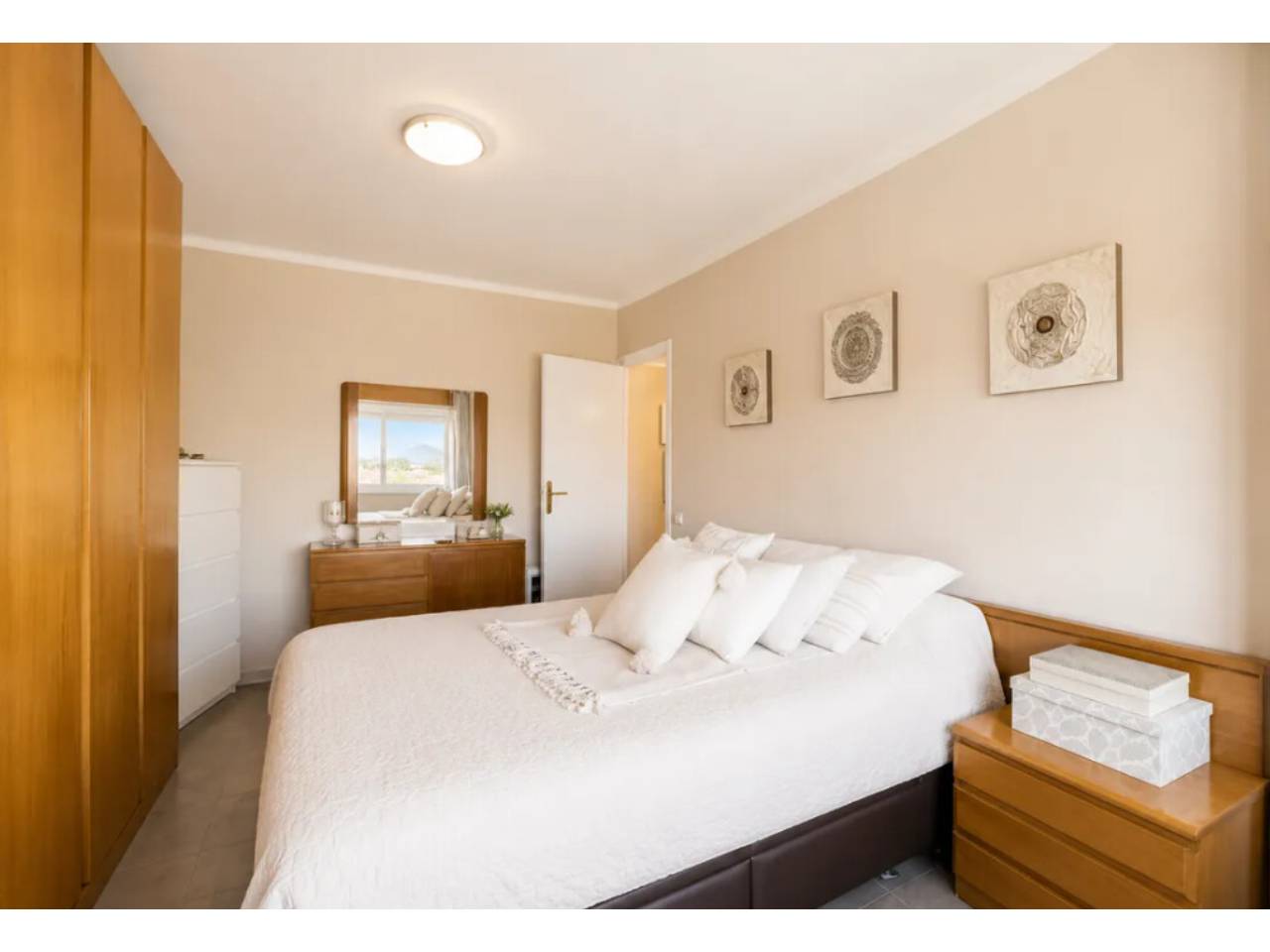 pisos en sant-boi-de-llobregat · vinyets-moli-vell 260000.00€