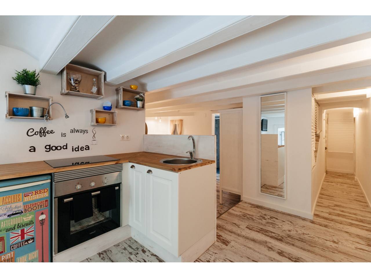 locales-comerciales en barcelona-capital · la-nova-esquerra-de-l'eixample 215000.00€