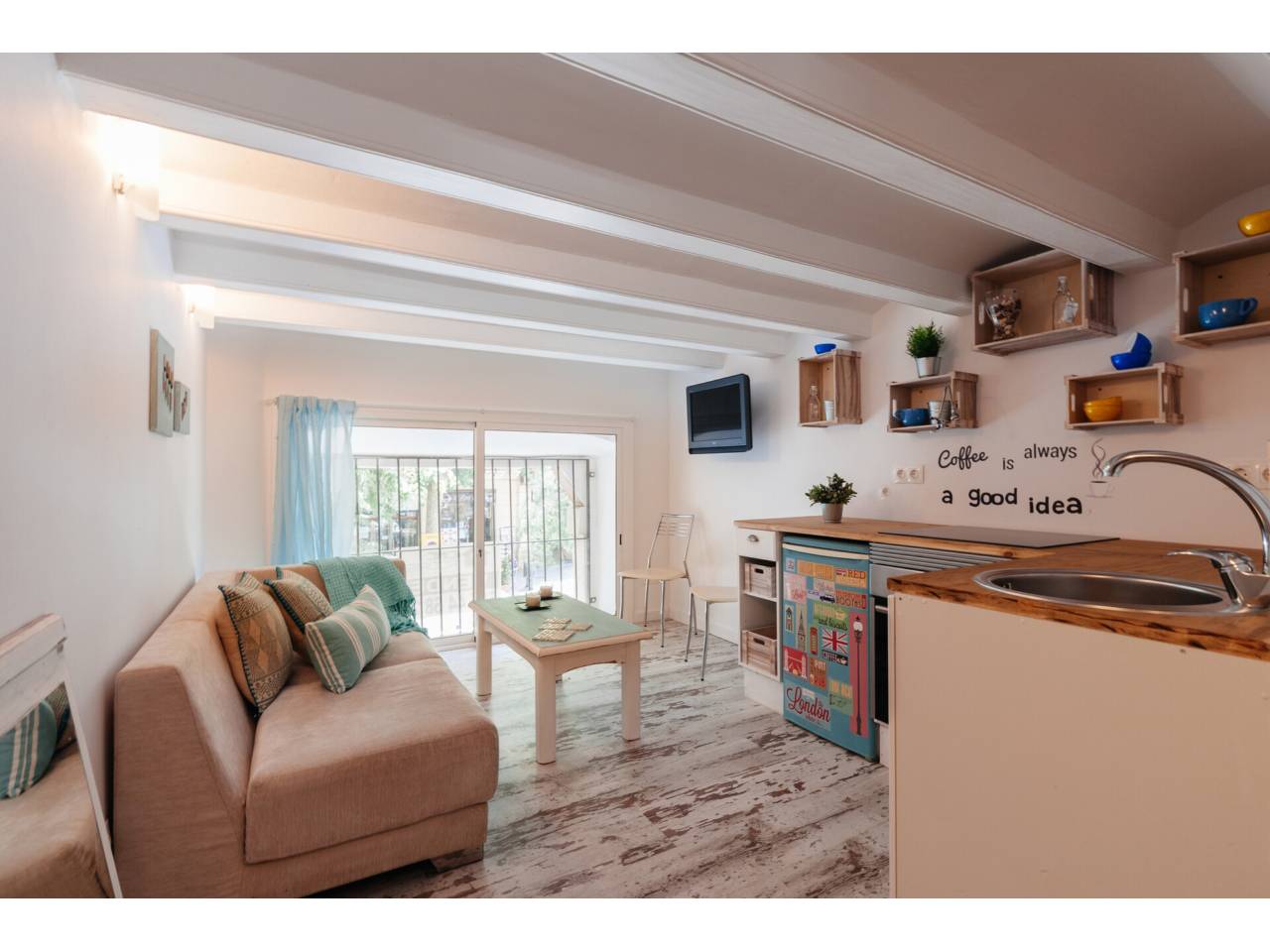locales-comerciales en barcelona-capital · la-nova-esquerra-de-l'eixample 215000.00€