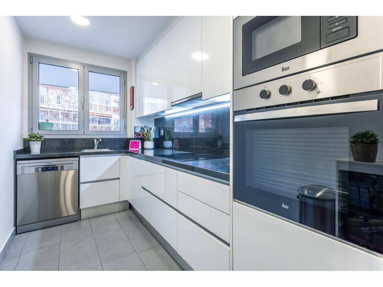 pisos en esplugues-de-llobregat · esplugues-de-llobregat 559000.00€