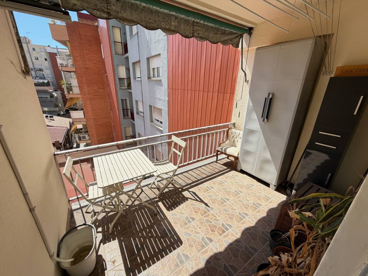 pisos en barcelona-capital · el-camp-de-l'arpa-del-clot 420000.00€