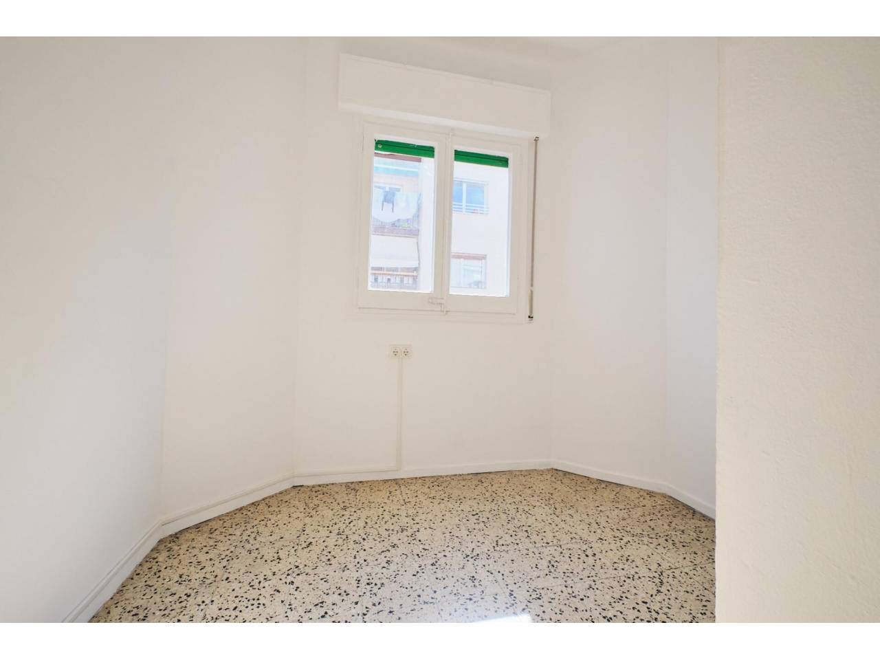pisos en barcelona-capital · el-congres-els-indians 269000.00€