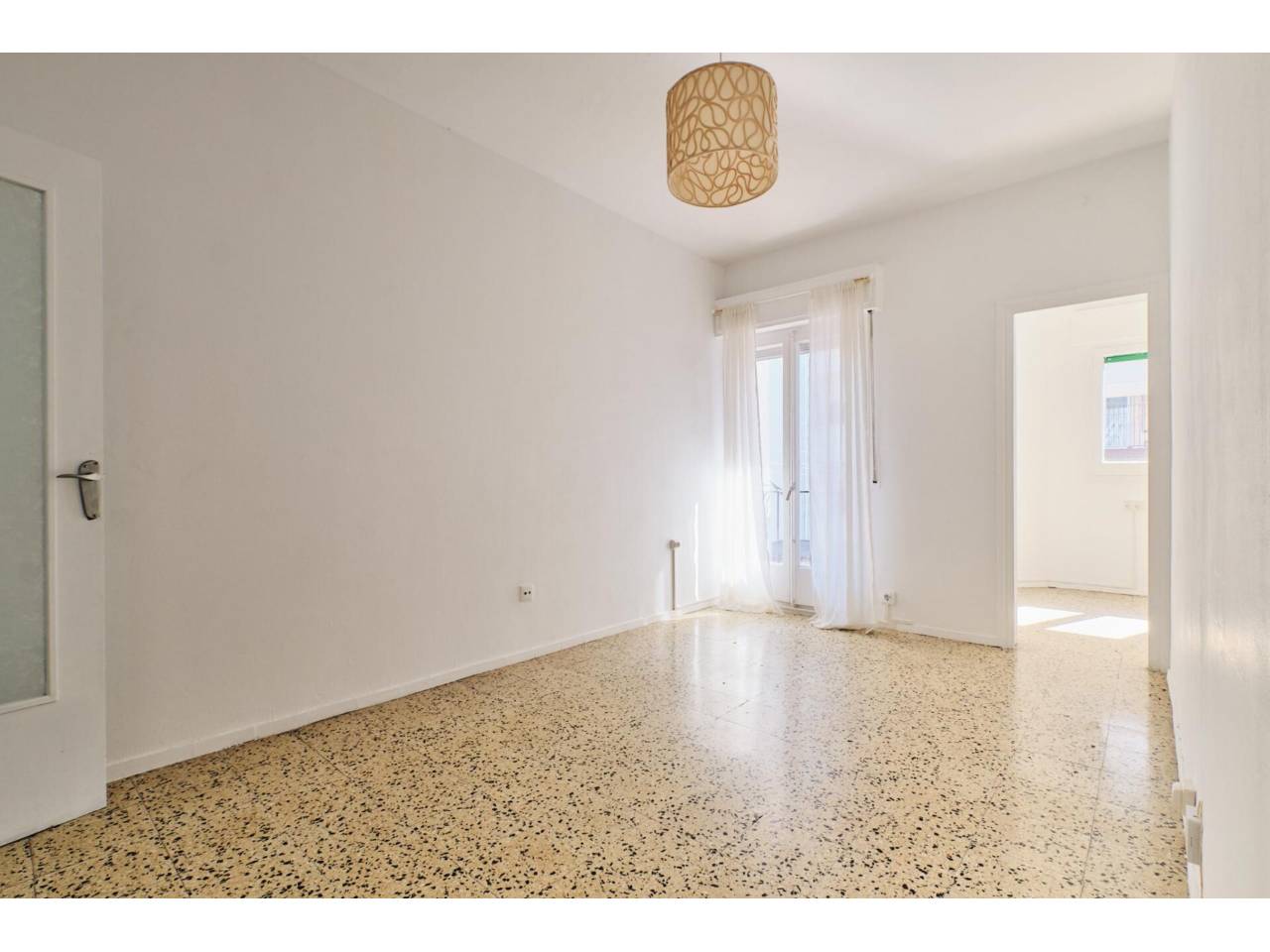 pisos en barcelona-capital · el-congres-els-indians 269000.00€
