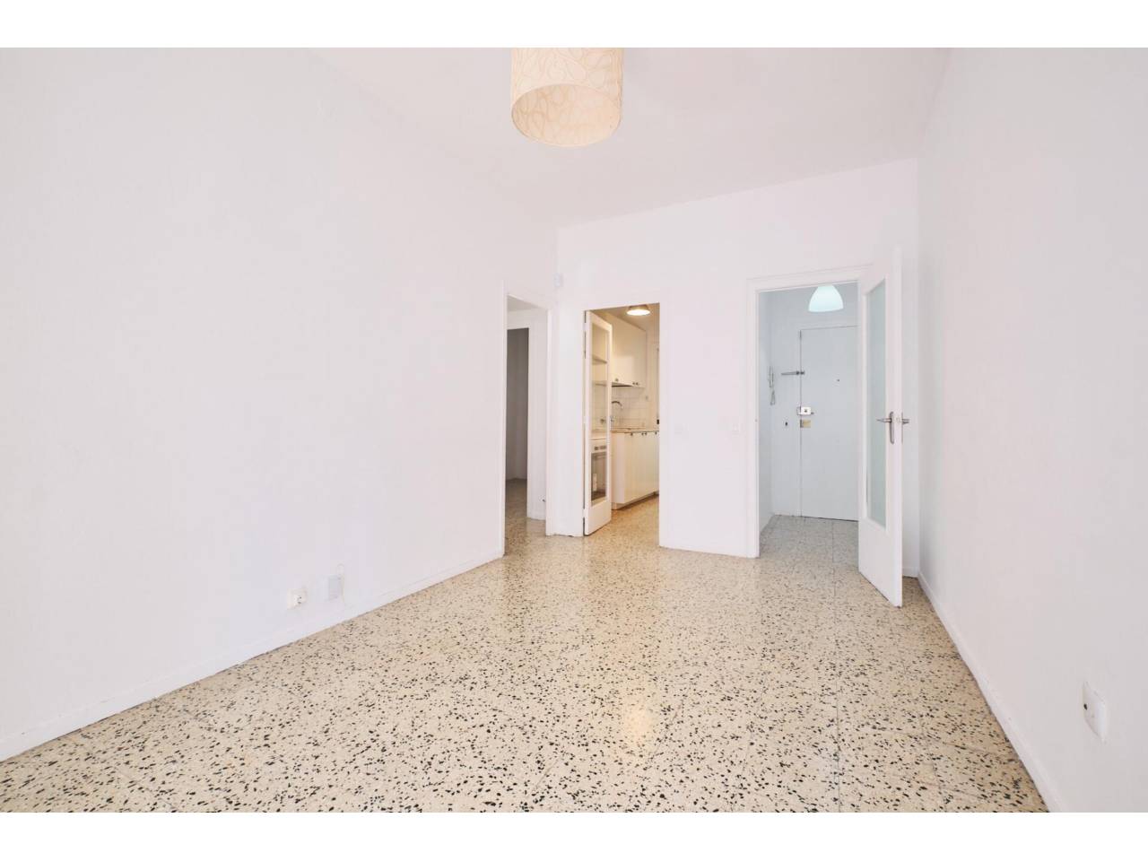 pisos en barcelona-capital · el-congres-els-indians 269000.00€