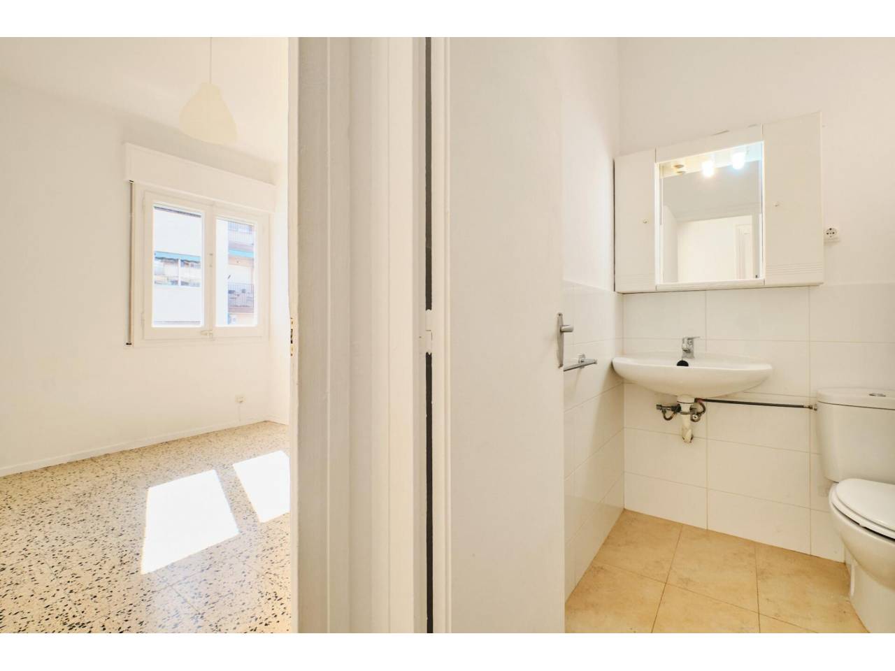 pisos en barcelona-capital · el-congres-els-indians 269000.00€