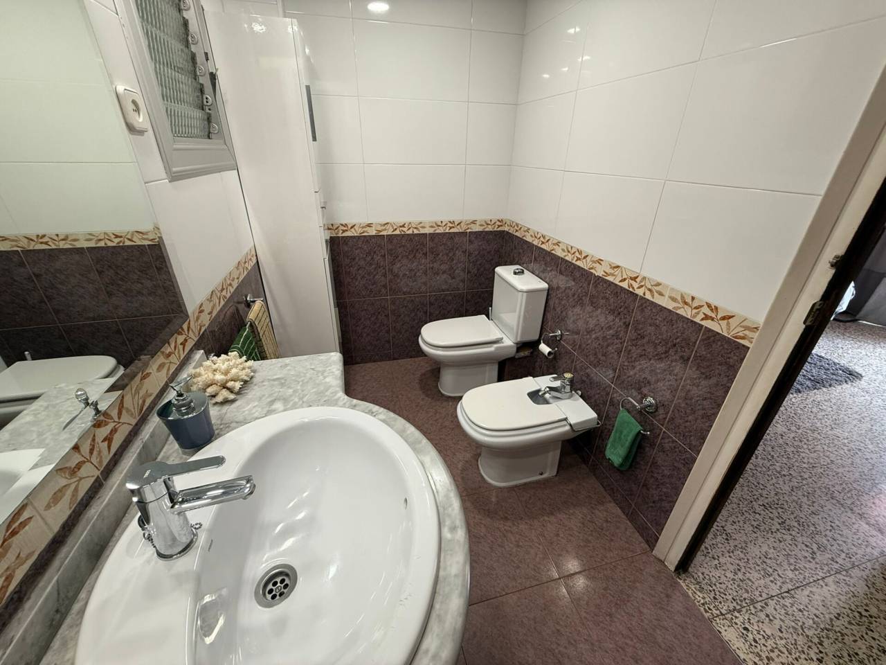 pisos en cornella-de-llobregat · el-pedro 380000.00€
