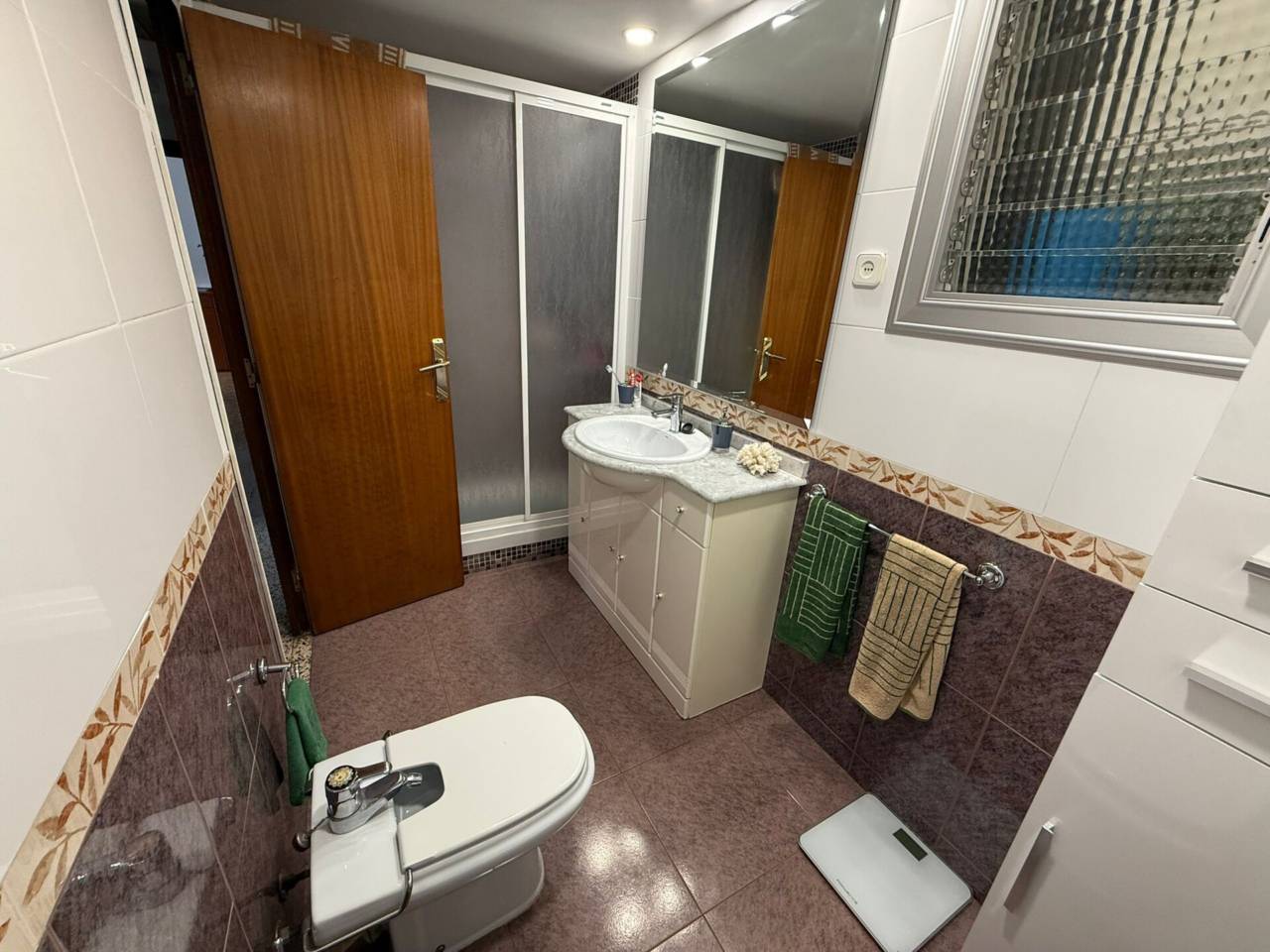pisos en cornella-de-llobregat · el-pedro 380000.00€