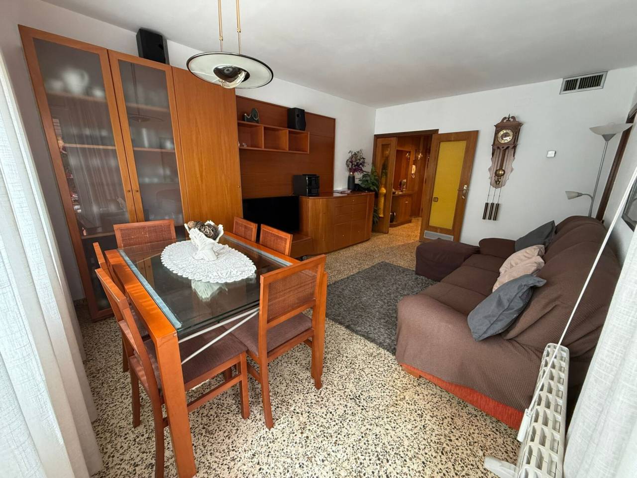 pisos en cornella-de-llobregat · el-pedro 380000.00€