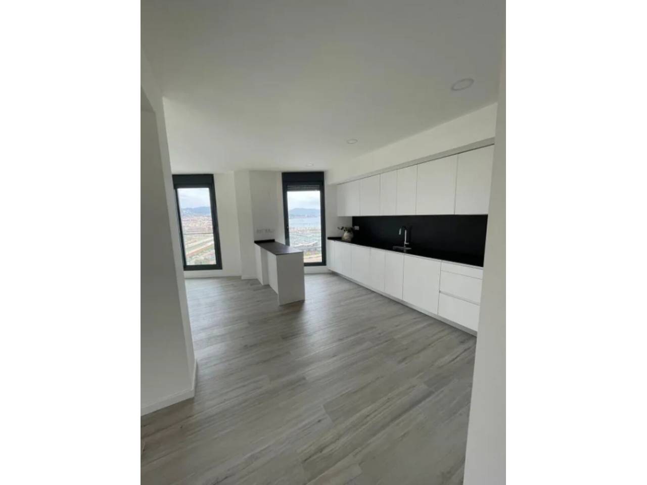 duplex en badalona · port 1300000.00€
